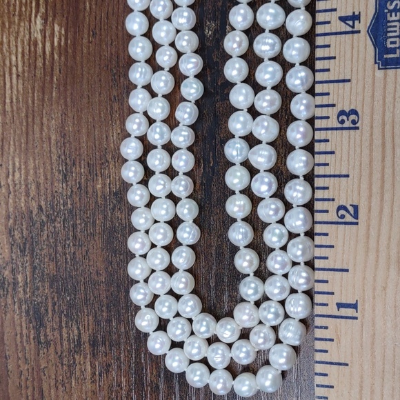 Multi Strand Pearl Necklace w/Coral Flower Clasp - Picture 5 of 8